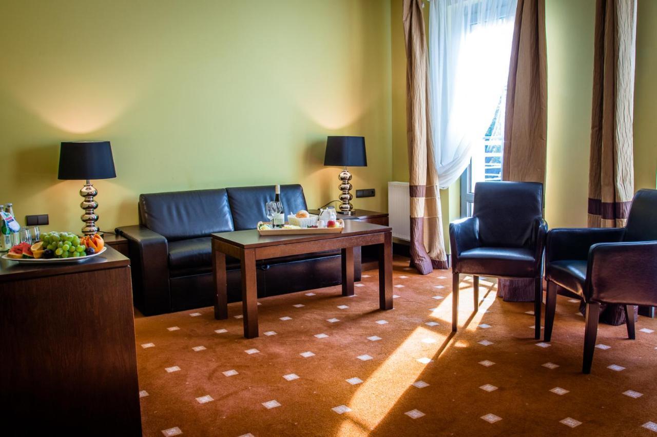 Hotel Nowy Dwor Elizy Blisko Sky Bridge Długopole-Zdrój 외부 사진